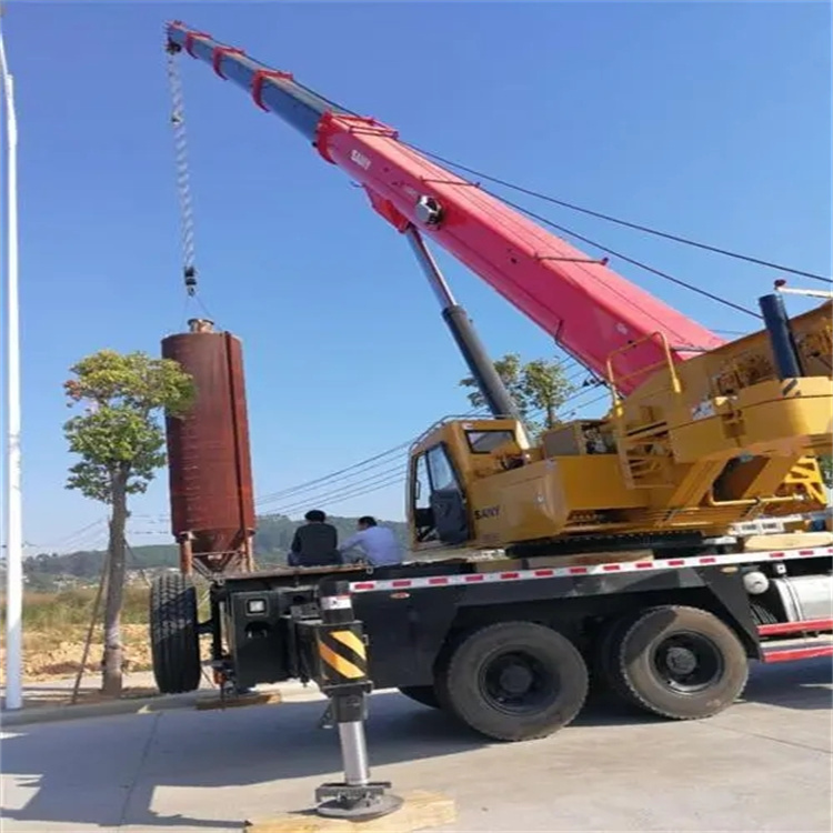 垦利县专业吊车租赁多少钱