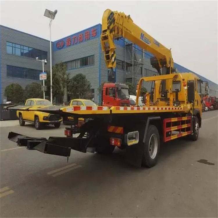 垦利县附近小随车吊出租电话，轻松解决搬运烦恼