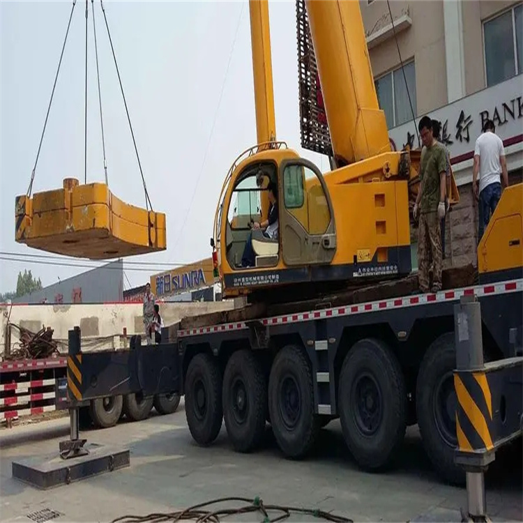 垦利县当地吊车出租|机器吊装|75吨|工厂搬迁服务